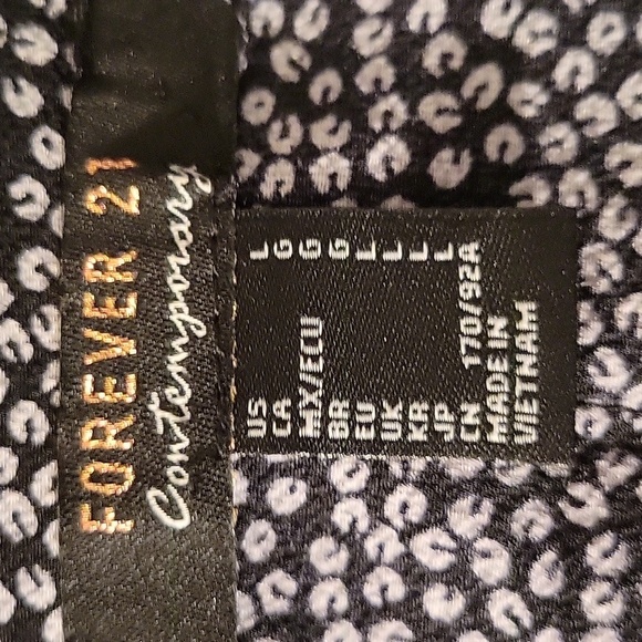 Forever 21 Contemporary Black & Gray Front Tie Shirt, Size: L, NWT - Picture 7 of 8